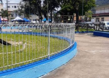 Prefeitura de Caraguatatuba faz revitalização da Praça do Rádio Amador