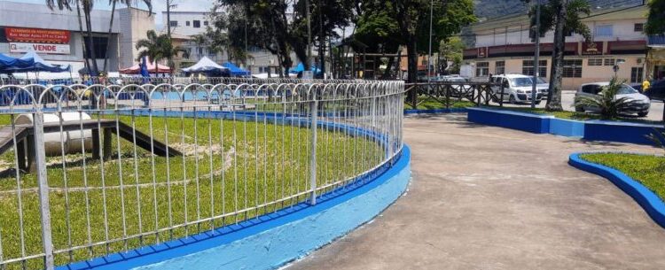 Prefeitura de Caraguatatuba faz revitalização da Praça do Rádio Amador