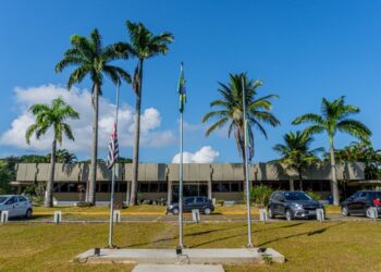 Confira o expediente da Prefeitura de Bertioga no ponto facultativo e feriado nacional de Proclamação da República
