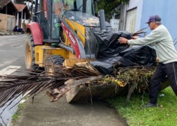 Bairros da Região Sul de Caraguatatuba recebem serviços de limpeza e manutenção nesta quinta-feira
