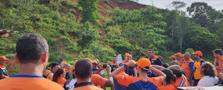Defesa Civil de Caraguatatuba participa de oficinas para Operação Chuvas de Verão 2022/2023