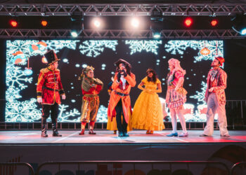 Desfile, acendimento da iluminação e ‘Vila de Natal’ abrem programação natalina em Bertioga na sexta (2)