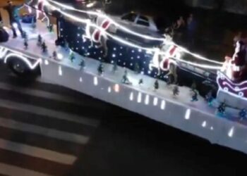 Participe com toda família do Desfile de Natal neste domingo (4)