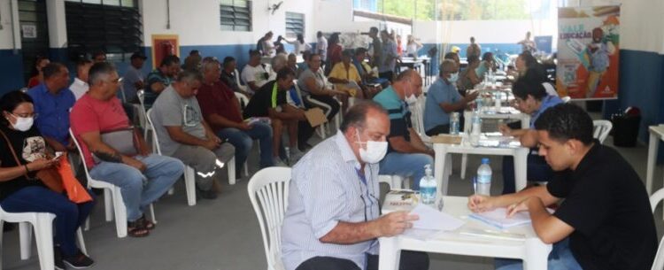 Comércios e serviços de Caraguatatuba aquecem e geram saldo positivo de empregos em outubro