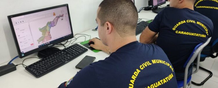GCMs de Caraguatatuba aprendem utilizar aplicativo criado para a corporação