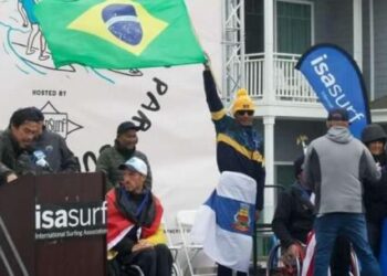 Marçal Leme da Costa, de Caraguatatuba, encerra 2022 como melhor do Brasil e 3º do mundo no Surfe Adaptado