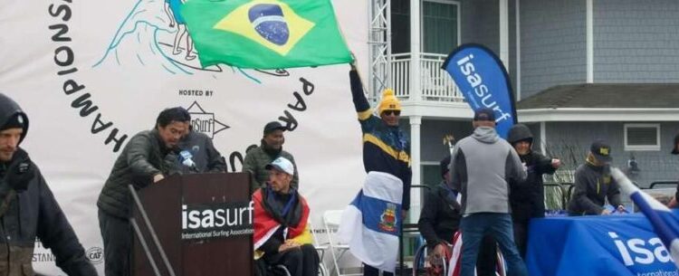 Marçal Leme da Costa, de Caraguatatuba, encerra 2022 como melhor do Brasil e 3º do mundo no Surfe Adaptado