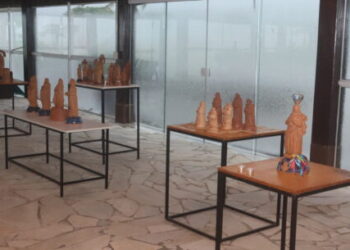 Secretaria de Turismo de Caraguatatuba recebe exposição ‘Olhares sobre Arte Sacra’