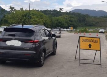 Secretaria de Mobilidade Urbana acompanha alterações do DER no trânsito da Rodovia Rio-Santos, na região norte