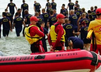 GCMs de Caraguatatuba participam de integração com Bombeiros Marítimos