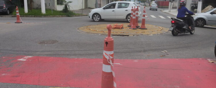 Secretaria de Mobilidade Urbana monta esquema para aliviar trânsito em rotatória do Centro/Sumaré