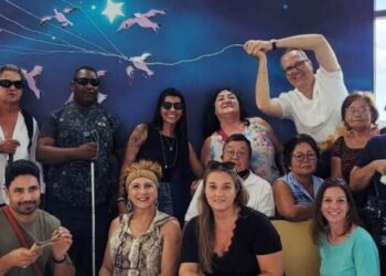 Usuários do Ciapi assistem musical “O Pequeno Príncipe” no Teatro Villa Lobos, em São Paulo