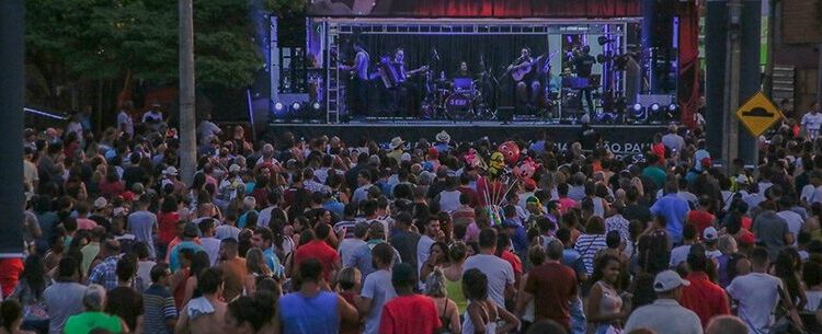 Caraguatatuba recebe unidade móvel de cultura do SESI com três shows nesta semana
