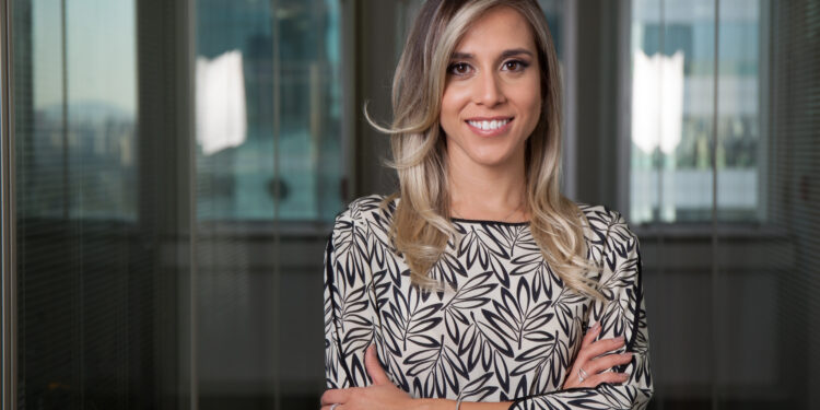 Consumo de energia elétrica pode aumentar até 15% no verão e elevar a conta de luz do brasileiro  