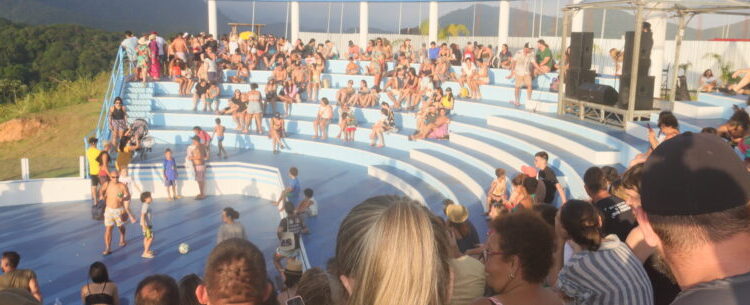 Prefeitura divulga programação do final de semana do Pôr do Som e Vem Pro Som em Caraguatatuba