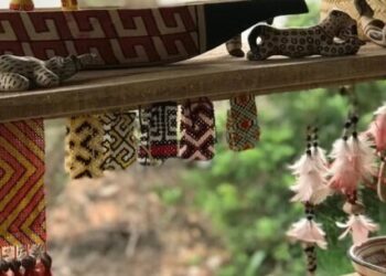 Espaço Hartãt recebe exposição Alvorada do Verão: Povos Originários