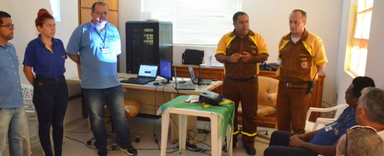 Prefeitura faz palestra sobre legislação de transporte público, trânsito e comportamentos para motoristas da Fênix