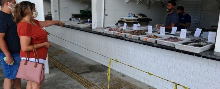 Prefeitura de Caraguatatuba alerta para início do defeso do camarão