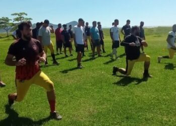 Equipe de futebol americano Caraguá GhostShip seleciona 12 novos jogadores