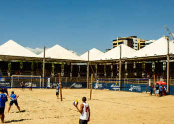 Duplas de Caraguatatuba dominam Torneio de Vôlei de Praia na Arena Verão Esportiva 2023