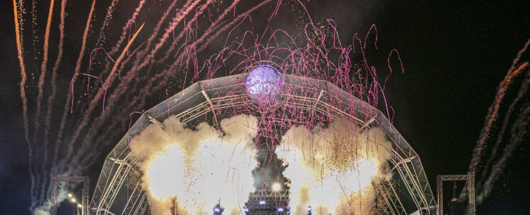 CARAGUÁ TÁ SHOW: Thiaguinho e Gustavo Moura & Rafael são as atrações desta sexta e sábado