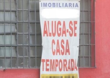 Procon de Caraguatatuba dá dicas sobre aluguel de casas na temporada
