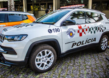 Prefeitura de Bertioga entrega novas viaturas para a Polícia Militar e equipe de trânsito