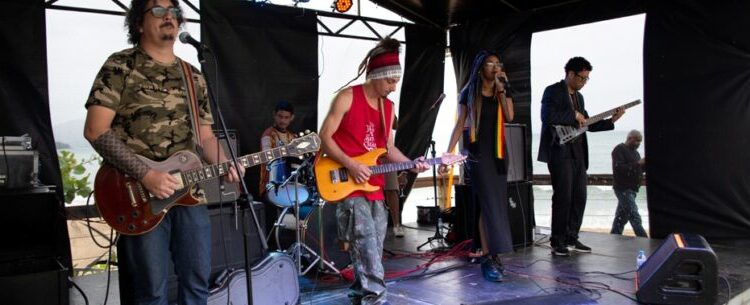 Apresentações do Pôr do Som e Vem Pro Som continuam nessa semana em Caraguatatuba