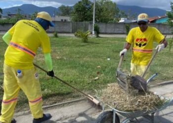 Ações de limpeza e manutenção do programa ‘Bairro a Bairro’ continuam no Porto Novo