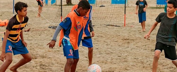 Alunos das escolinhas esportivas de Caraguatatuba podem fazer rematrículas de 17 a 31 de janeiro