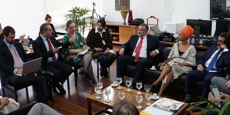 Em encontro com representantes de entidades, Paulo Pimenta defende liberdade no exercício do trabalho jornalístico