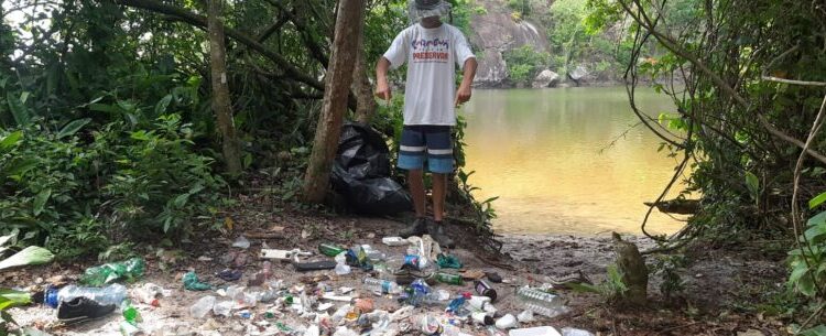 Campanha ‘Caraguá Feliz em Preservar’ recolhe mais de 1,1 tonelada de microlixo nas praias e rios
