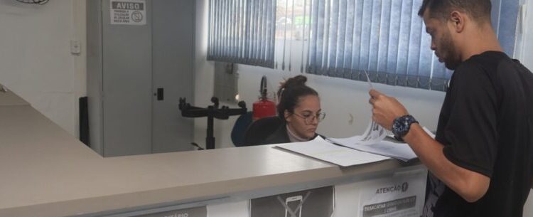 Problemas financeiros e de internet abrem ranking do Procon de Caraguatatuba de 2023