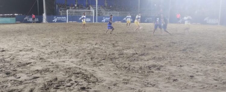 Rio do Ouro, A.E. Grêmio, Morro do Chocolate F.C. e Lion F.C. disputam as semifinais do Campeonato de Beach Soccer