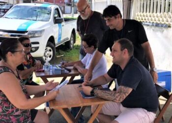 Prefeitura de Caraguatatuba cadastra moradores para ligação de esgoto no Jardim Gaivotas