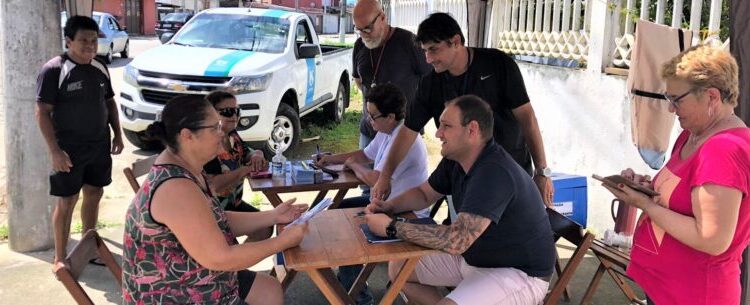 Prefeitura de Caraguatatuba cadastra moradores para ligação de esgoto no Jardim Gaivotas