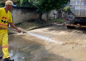 Trabalho de entrega de doações e manutenção nos bairros continua em Caraguatatuba