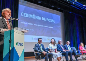 Lula: BNDES voltará a ser motivo de orgulho do povo brasileiro