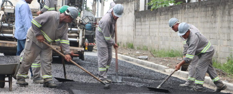 Caraguá em Obras: mais ruas do Travessão e Perequê-Mirim recebem pavimentação