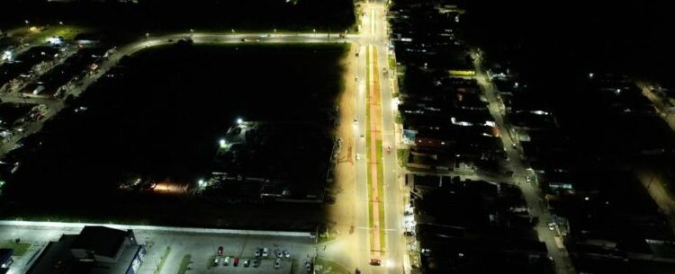 Caraguá em Obras: Avenida José Geraldo Fernandes no Perequê-Mirim recebe iluminação em LED