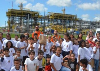 Projeto Energia com Escolas leva alunos do 4º ano para conhecer a UTGCA