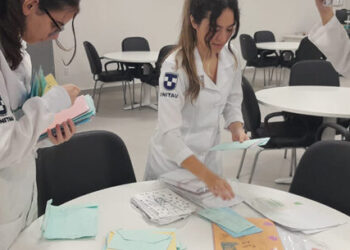 Alunos da Medicina de Caraguatatuba fortalecem ações de humanização