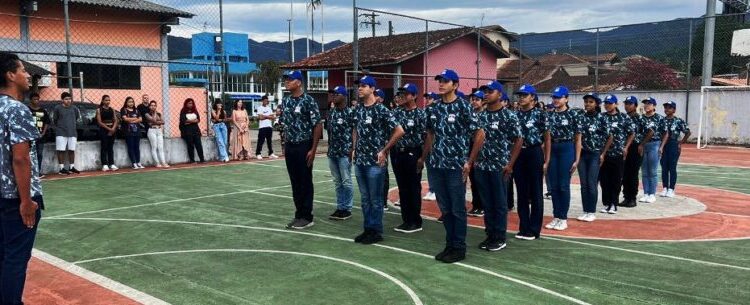 Caraguatatuba inicia 5ª turma da Guarda Mirim