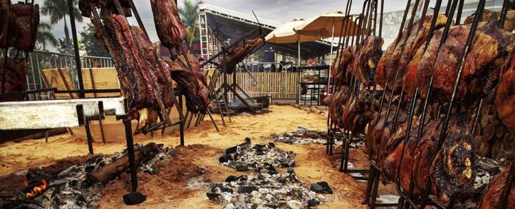 Festival Carnivoria começa na sexta-feira com atrações musicais e o melhor do churrasco internacional