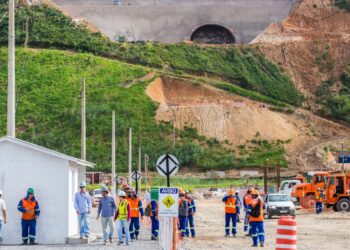 Obras dos Contornos chegam à região urbana de Caraguatatuba