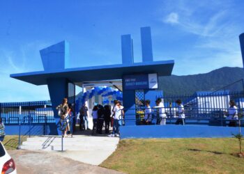 Caraguatatuba inaugura 11ª unidade escolar em sete anos