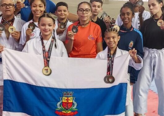 Karatê de Caraguatatuba fatura 15 medalhas na 3ª Etapa do Campeonato Paulista