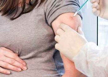 Gestantes e puérperas já podem receber a vacina bivalente contra Covid-19 em Caraguatatuba