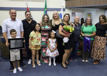 Evandro Cajaiba recebe o título de Cidadão Caraguatatubense