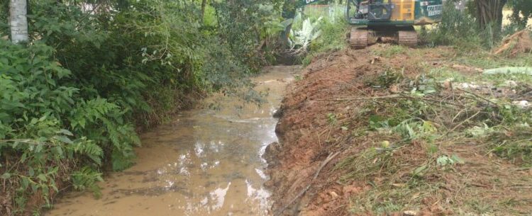 Prefeitura de Caraguatatuba realiza ações de limpeza de Norte a Sul da cidade